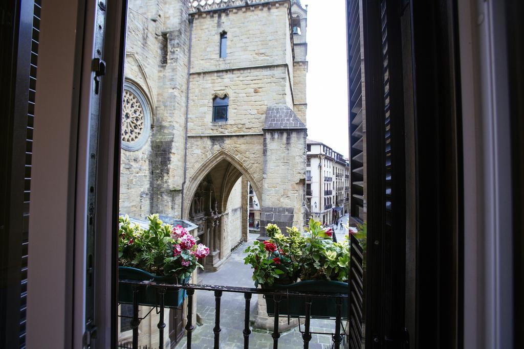 Pension Ibai San Sebastian Bagian luar foto