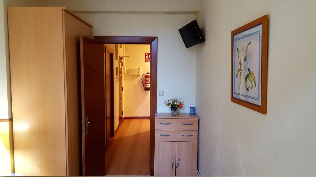 Pension Ibai San Sebastian Bagian luar foto